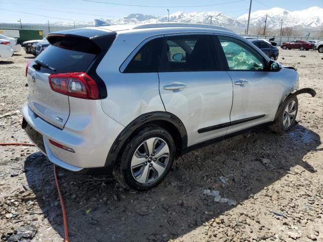 KNDCB3LC2K5238534 - 2019 KIA NIRO FE SILVER photo 3