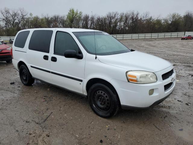 1GNDV23WX7D188518 - 2007 CHEVROLET UPLANDER LS WHITE photo 4