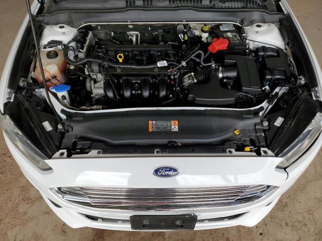 3FA6P0H7XGR329120 - 2016 FORD FUSION SE WHITE photo 11