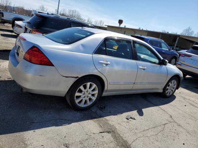 1HGCM56816A042449 - 2006 HONDA ACCORD EX SILVER photo 3