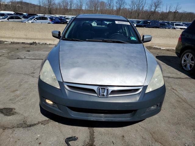 1HGCM56816A042449 - 2006 HONDA ACCORD EX SILVER photo 5