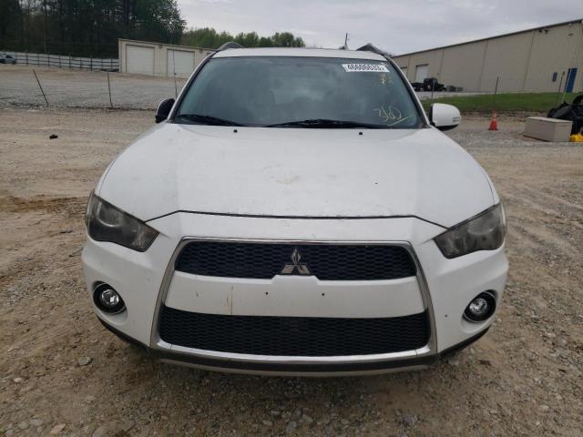 JA4JT3AW3AZ007483 - 2010 MITSUBISHI OUTLANDER SE WHITE photo 5