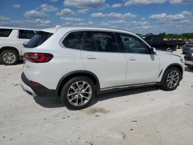 5UXCR6C00N9M47849 - 2022 BMW X5 XDRIVE40I WHITE photo 3