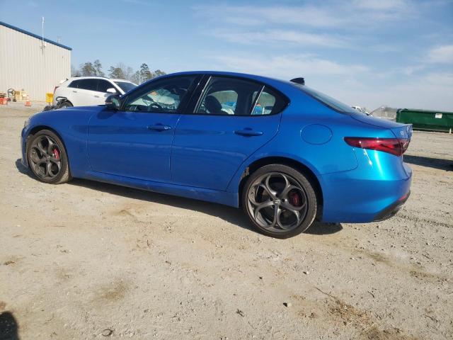 ZARFAEDN7J7595986 - 2018 ALFA ROMEO GIULIA Q4 蓝色 照片 2