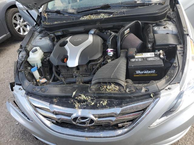 5NPEC4AB7CH443452 - 2012 HYUNDAI SONATA SE SILVER photo 11