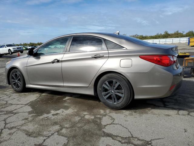 5NPEB4AC6EH926770 - 2014 HYUNDAI SONATA GLS GOLD photo 2