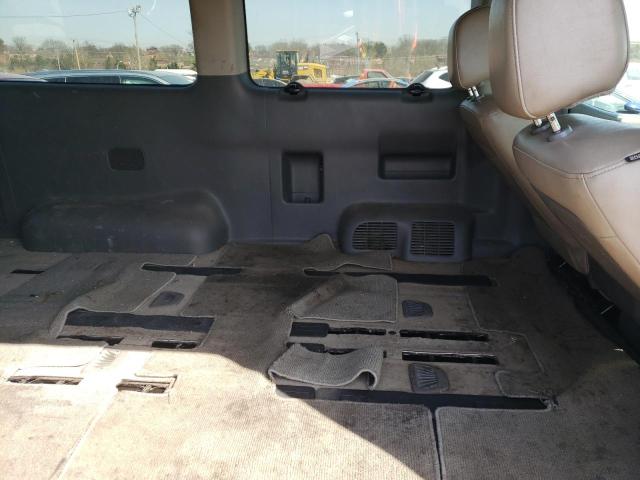 5BZAF0AA4HN853302 - 2017 NISSAN NV 3500 S SILVER photo 11