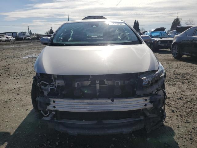 JTDKARFP7H3003518 - 2017 TOYOTA PRIUS PRIM ვერცხლისფერი ფოტო 5