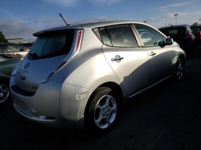 1N4AZ0CP8DC409750 - 2013 NISSAN LEAF S SILVER photo 3