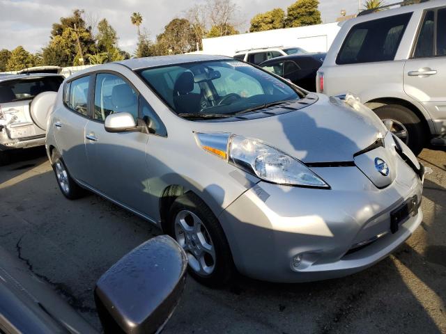 1N4AZ0CP8DC409750 - 2013 NISSAN LEAF S SILVER photo 4