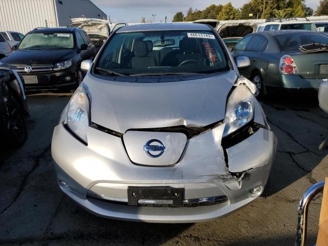 1N4AZ0CP8DC409750 - 2013 NISSAN LEAF S SILVER photo 5