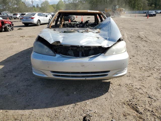 4T1BE32K12U084945 - 2002 TOYOTA CAMRY LE BURN photo 5