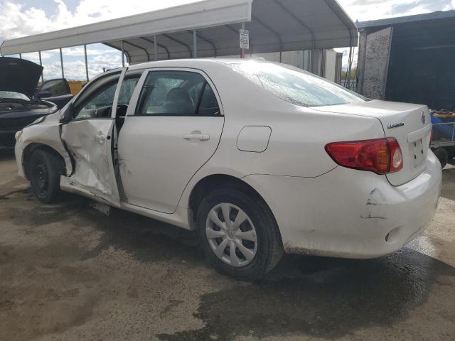 1NXBU4EE0AZ323043 - 2010 TOYOTA COROLLA BASE WHITE photo 2