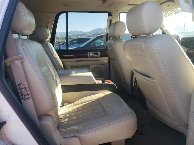 5LMFU27R63LJ38538 - 2003 LINCOLN NAVIGATOR WHITE photo 11