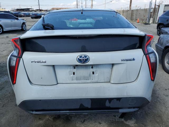 JTDKARFU6G3517977 - 2016 TOYOTA PRIUS WHITE photo 6