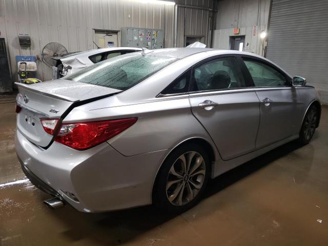 5NPEC4AB9EH811794 - 2014 HYUNDAI SONATA SE SILVER photo 3