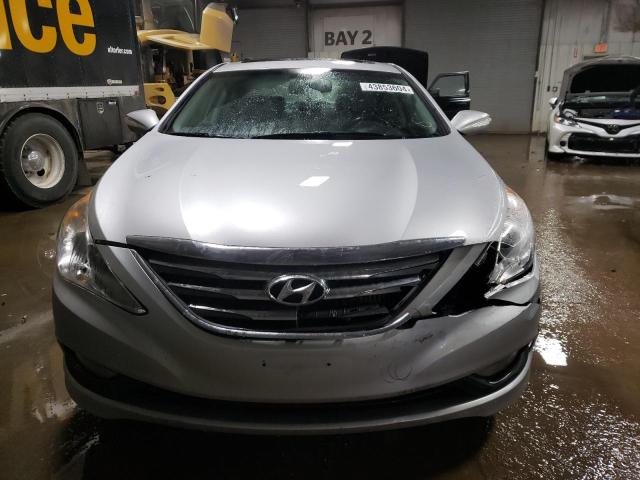 5NPEC4AB9EH811794 - 2014 HYUNDAI SONATA SE SILVER photo 5