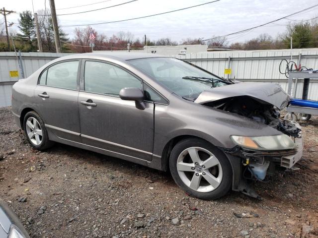 19XFA1F63AE033852 - 2010 HONDA CIVIC LX-S Marron photo 4