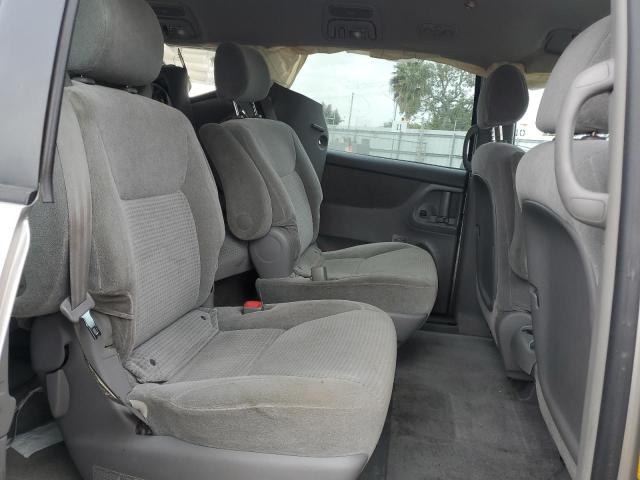 5TDZA23C66S555546 - 2006 TOYOTA SIENNA CE SILVER photo 11