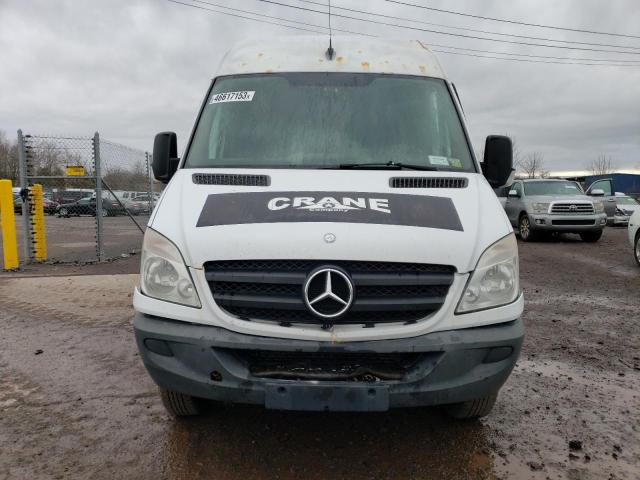 WD3PF4CC6C5634635 - 2012 MERCEDES-BENZ SPRINTER 3500 WHITE photo 5