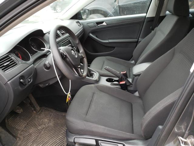 3VW1K7AJ3FM409093 - 2015 VOLKSWAGEN JETTA BASE 灰色 照片 7