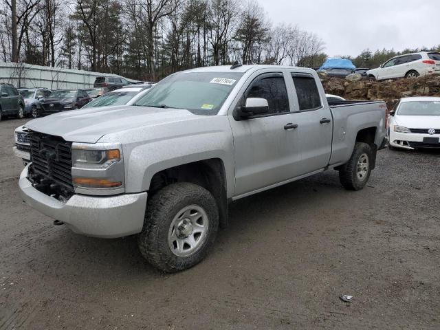 1GCVKNEH0JZ231294 - 2018 CHEVROLET SILVERADO K1500 SILVER photo 1