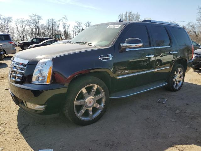 2013 CADILLAC ESCALADE LUXURY, 