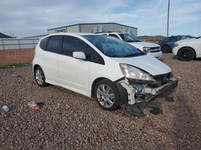 JHMGE87499S005785 - 2009 HONDA FIT SPORT WHITE photo 4