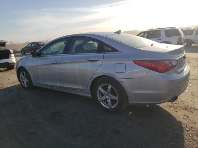 5NPEC4AC6BH001303 - 2011 HYUNDAI SONATA SE SILVER photo 2