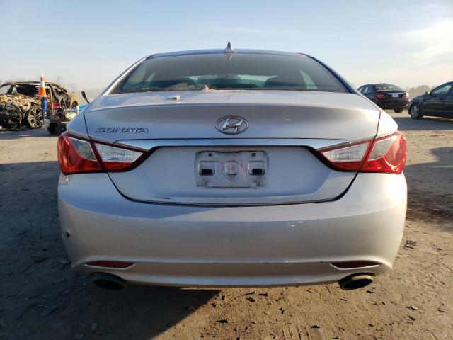 5NPEC4AC6BH001303 - 2011 HYUNDAI SONATA SE SILVER photo 6