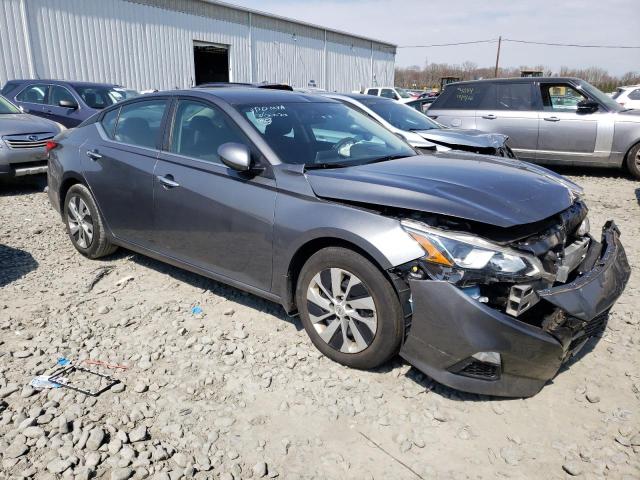 1N4BL4BV0KC238423 - 2019 NISSAN ALTIMA S SILVER photo 4