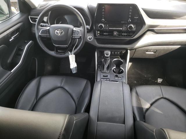 5TDHZRBH2MS109062 - 2021 TOYOTA HIGHLANDER XLE WHITE photo 8