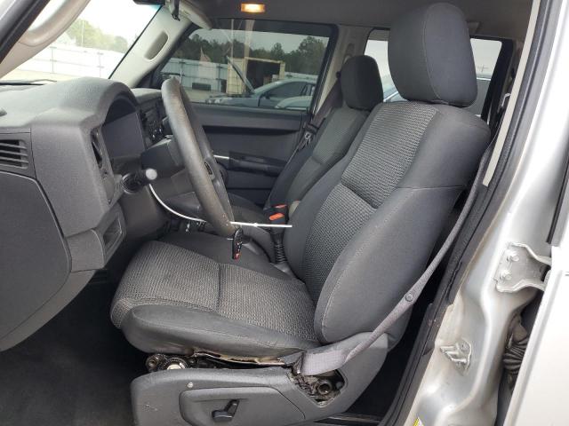 1J8HH48K18C142837 - 2008 JEEP COMMANDER SPORT Silber Foto 7