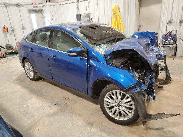 1FADP3J25JL280616 - 2018 FORD FOCUS TITANIUM BLUE photo 4