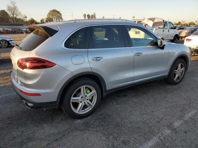 WP1AE2A22GLA16922 - 2016 PORSCHE CAYENNE SE HYBRID SILVER photo 3