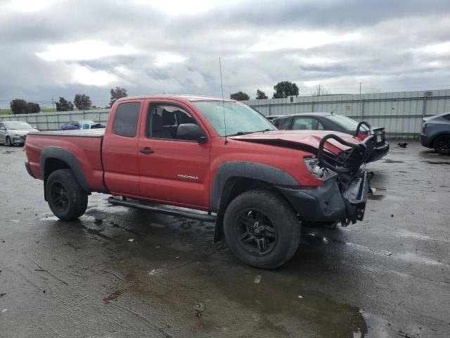 5TFTX4GN7FX039816 - 2015 TOYOTA TACOMA PRERUNNER ACCESS CAB RED photo 4