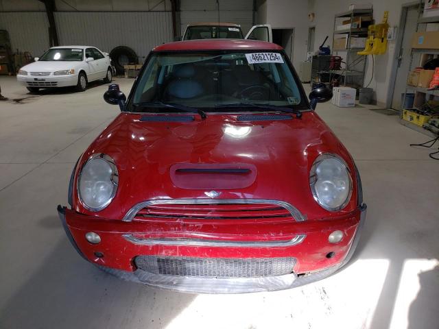 WMWRE33494TD87676 - 2004 MINI COOPER S RED photo 5