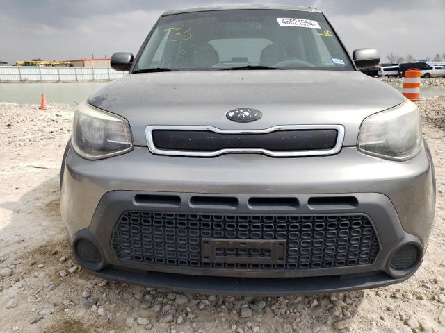 KNDJN2A24E7073047 - 2014 KIA SOUL GRAY photo 5