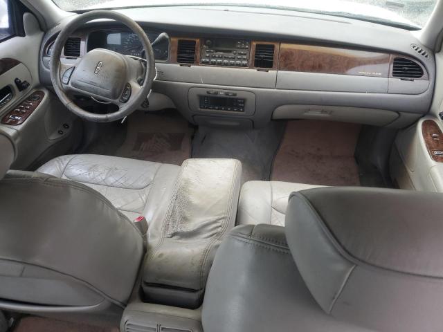 1LNHM81WXXY716663 - 1999 LINCOLN TOWN CAR EXECUTIVE Weiß Foto 8
