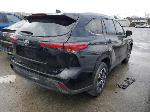 5TDGZRAH9MS075893 - 2021 TOYOTA HIGHLANDER XLE BLACK photo 3