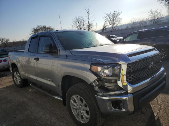 5TFUM5F11KX082981 - 2019 TOYOTA TUNDRA DOUBLE CAB SR/SR5 SILVER photo 4