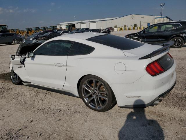 1FA6P8CF1J5127287 - 2018 FORD MUSTANG GT WHITE photo 2
