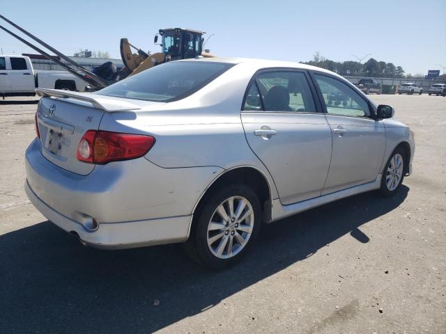 1NXBU4EEXAZ305620 - 2010 TOYOTA COROLLA BASE SILVER photo 3