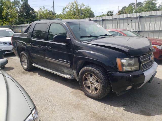 3GNVKFE06AG227144 - 2010 CHEVROLET AVALANCHE LT BLACK photo 4