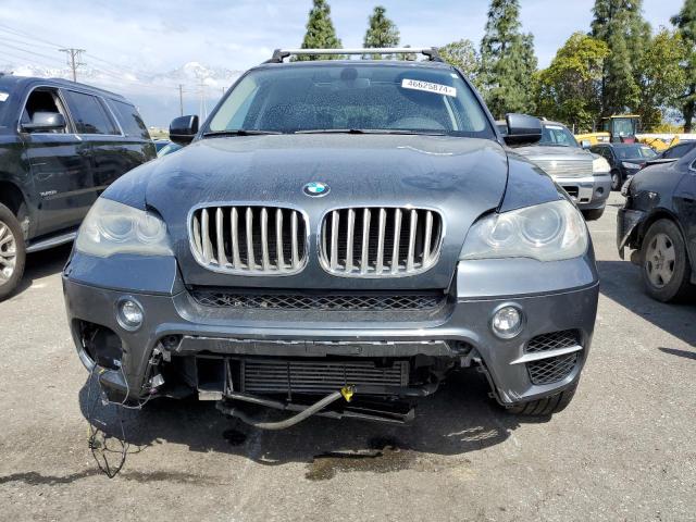 5UXZW0C5XBL658793 - 2011 BMW X5 XDRIVE35D GRAY photo 5