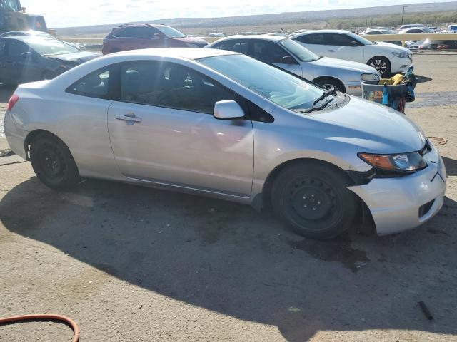 2HGFG126X6H562068 - 2006 HONDA CIVIC LX SILVER photo 4