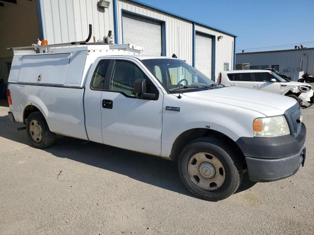 1FTRF122X7KD37297 - 2007 FORD F150 WHITE photo 4