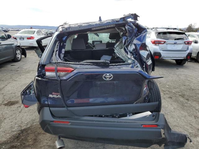 2T3P1RFV1MW216170 - 2021 TOYOTA RAV4 XLE BLUE photo 6