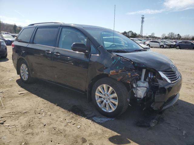 5TDDK3DC6BS002420 - 2011 TOYOTA SIENNA XLE BLACK photo 4