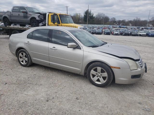 3FAHP07Z77R238737 - 2007 FORD FUSION SE SILVER photo 4